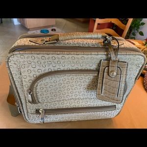 Guess laptop bag